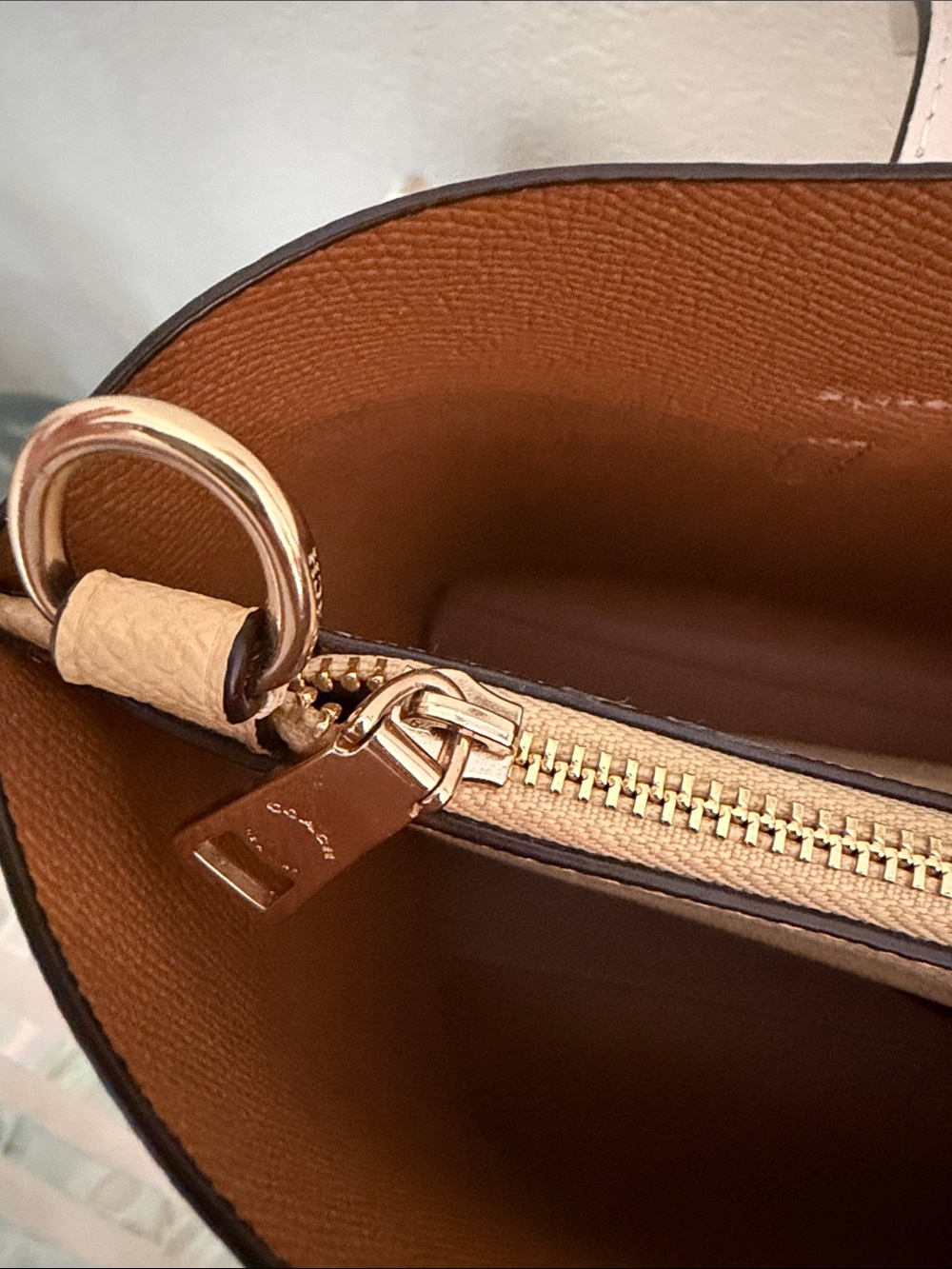 Coach Cream Leather Tote with Gold Hardware - Picture 11 of 16